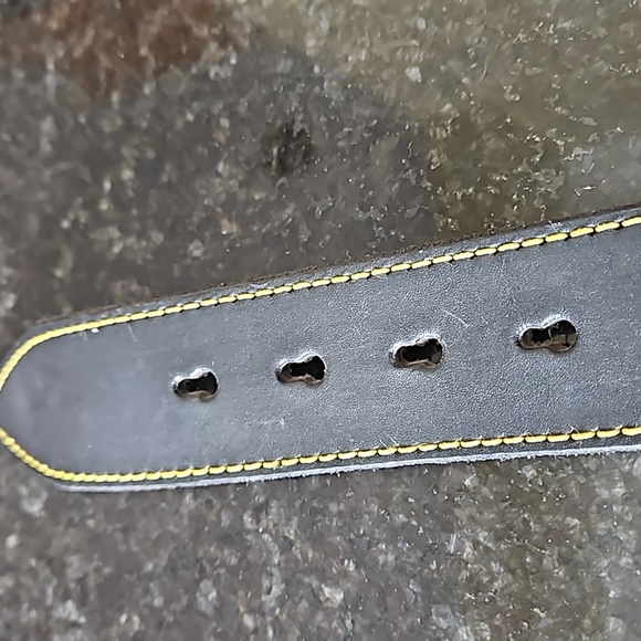 FUBU original leather belt Large but looks xl - Picture 11 of 12